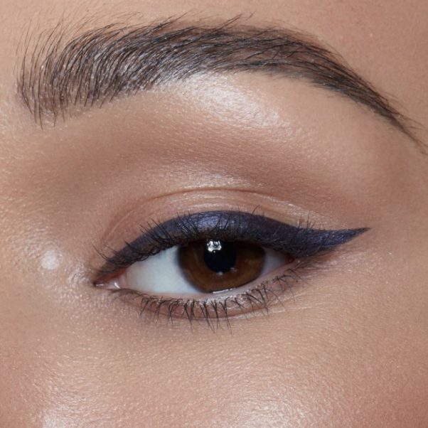 مداد چشم کهل کژال پیپا- ۸۳۲ Pippa True Kohl Kajal Eyeliner 832-oxford blue